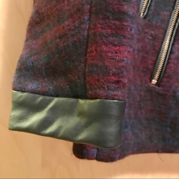 Zara jacket with faux leather collar and cuffing. - Picture 5 of 10